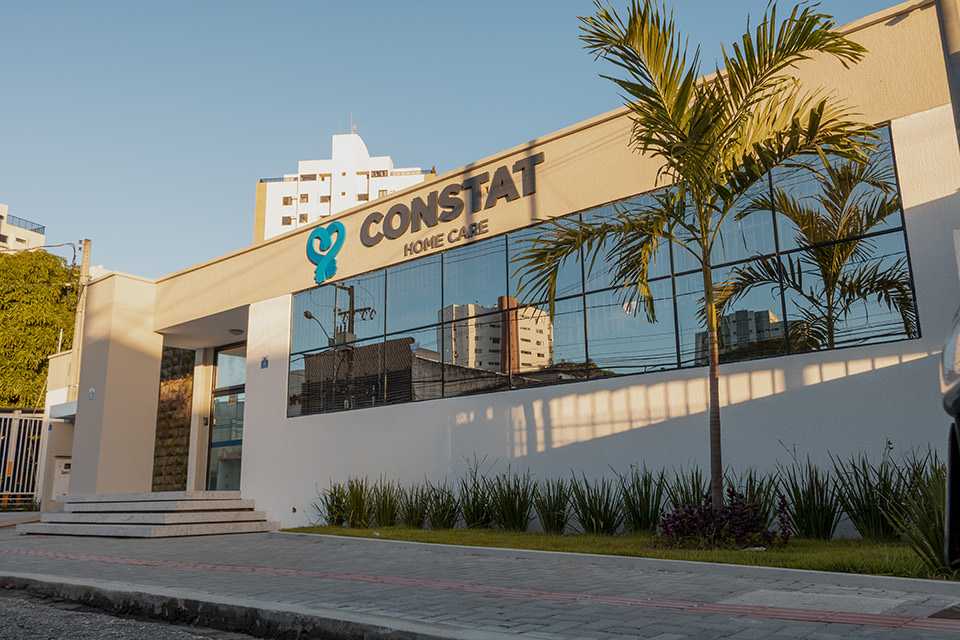 Fachada da sede da Constat Home Care em Aracaju